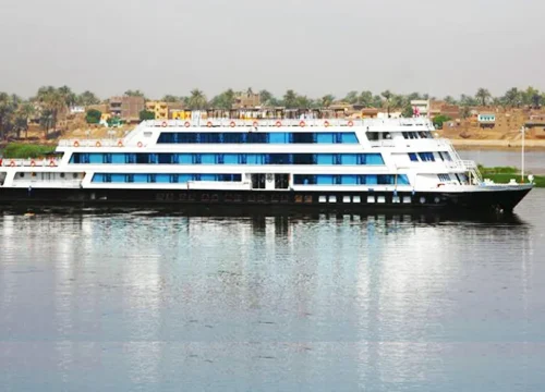 Mövenpick MS Darakum